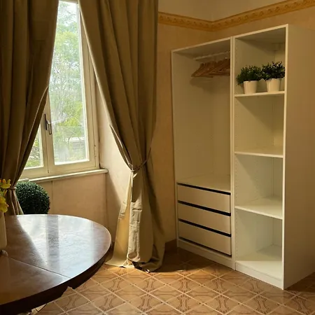 Campani Termini Apartment