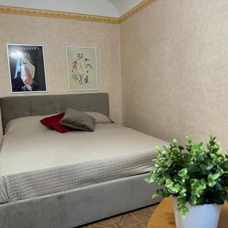 Campani Termini Apartment *