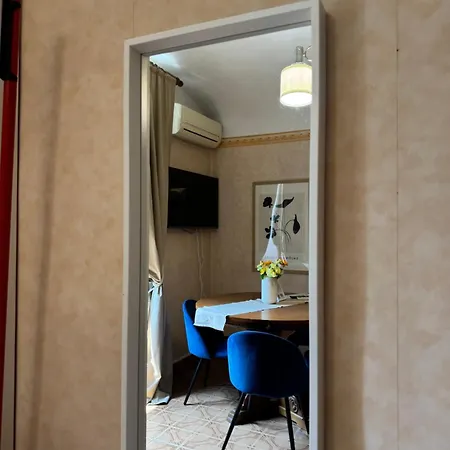 Campani Termini Apartment *