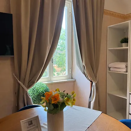 Campani Termini Apartment